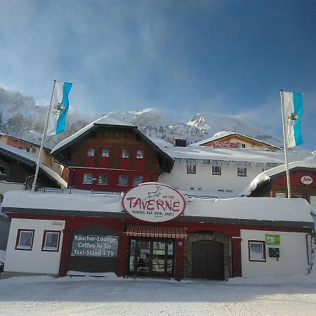 Party Hotel Taverne 오베르타우에른 외부 사진