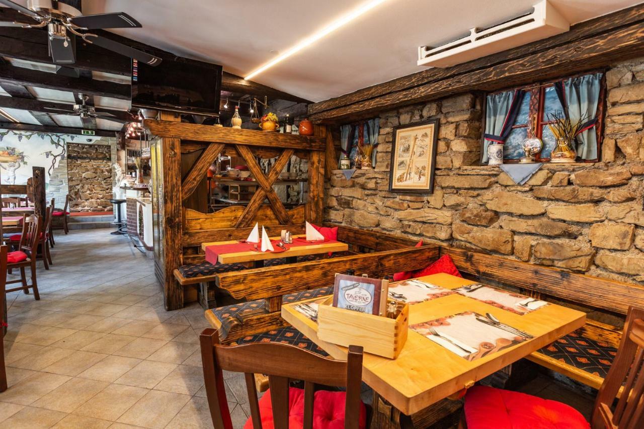 Party Hotel Taverne 오베르타우에른 외부 사진