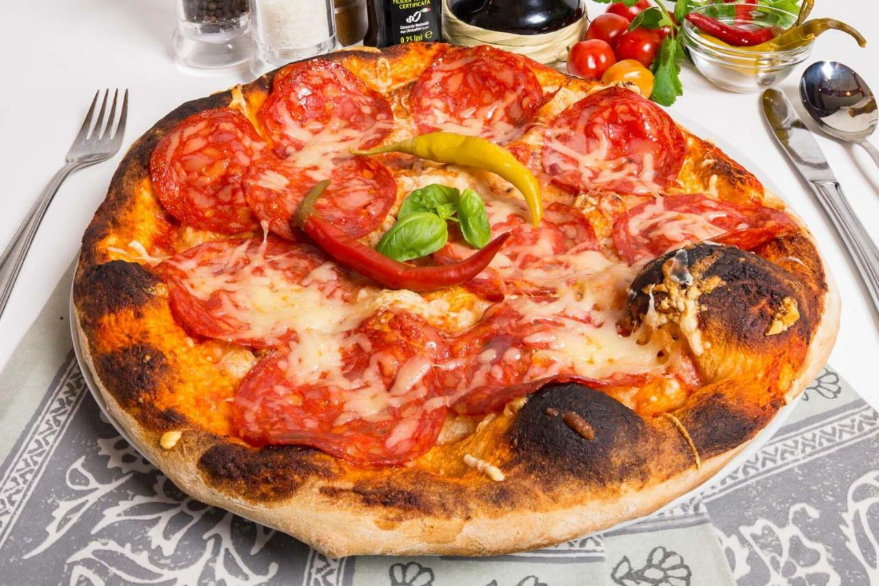 Party Hotel Taverne 오베르타우에른 외부 사진