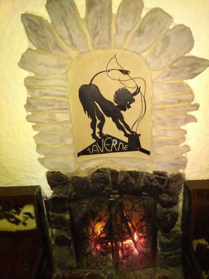 Party Hotel Taverne 오베르타우에른 외부 사진