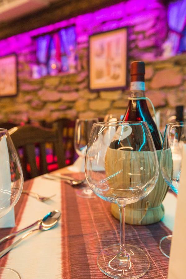 Party Hotel Taverne 오베르타우에른 외부 사진
